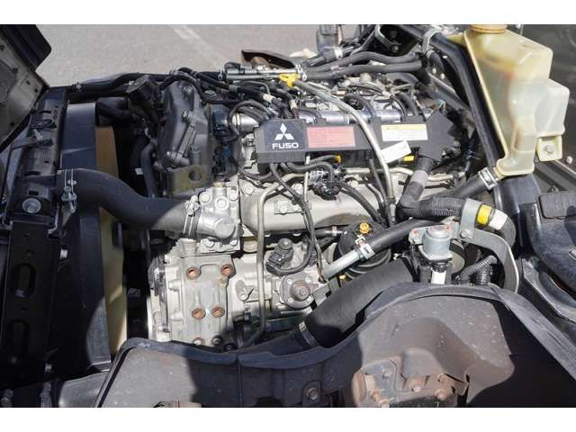 MITSUBISHI CANTER 2017 Image 31