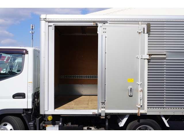 MITSUBISHI CANTER 2017 Image 31