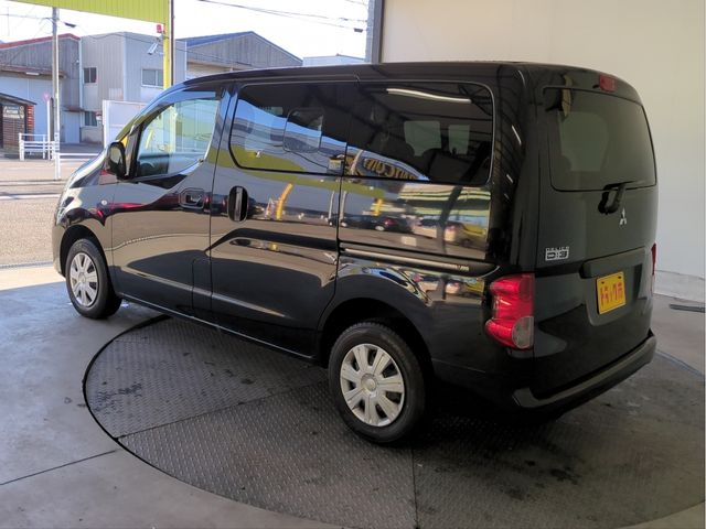 MITSUBISHI DELICA D:3 2013 Image 31