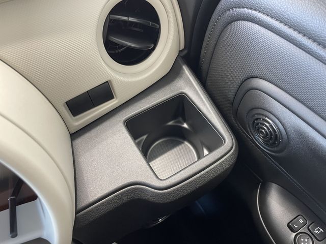 SUZUKI WAGON R SMILE 2022 Image 31