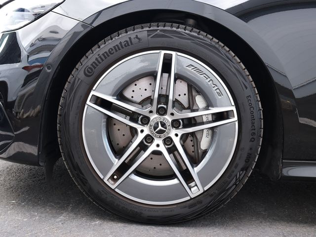 MERCEDES BENZ E CLAS 2025 Image 31