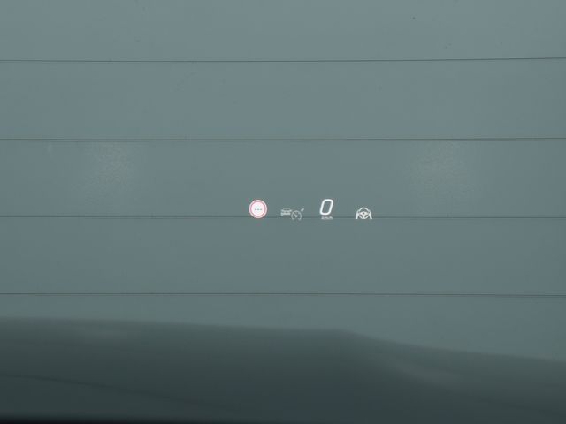 MERCEDES BENZ E CLAS 2025 Image 31