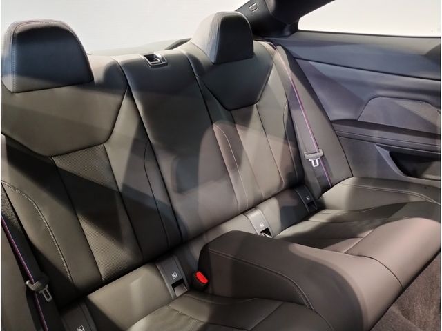 BMW M4 2025 Image 31