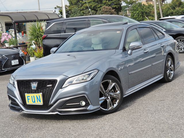 TOYOTA CROWN SEDAN HYBRID 4 2018 Image 31