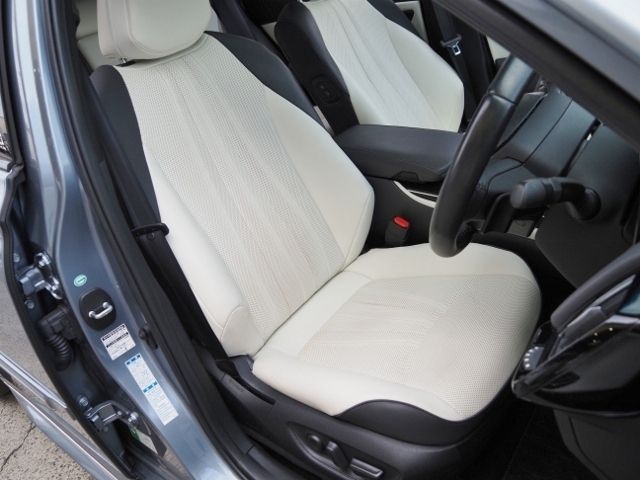 TOYOTA CROWN SEDAN HYBRID 4 2018 Image 31