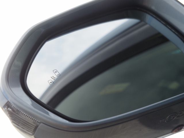 TOYOTA CROWN SEDAN HYBRID 4 2018 Image 31