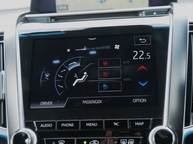 TOYOTA CROWN SEDAN HYBRID 4 2018 Image 31