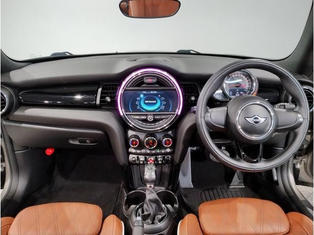 BMW MINI COOPER OPEN 2017 Image 31