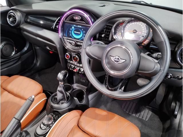 BMW MINI COOPER OPEN 2017 Image 31