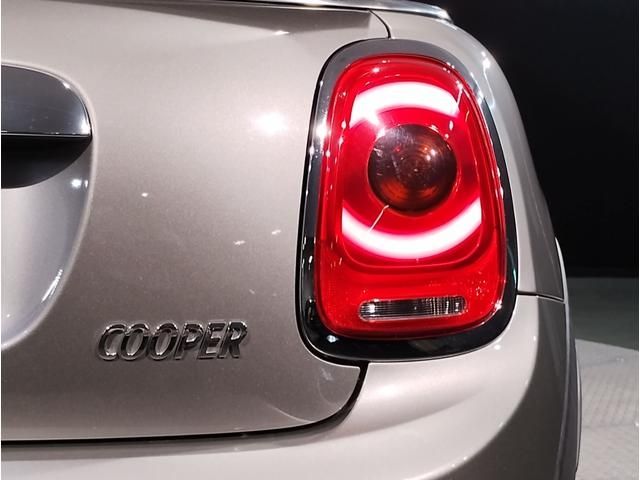 BMW MINI COOPER OPEN 2017 Image 31