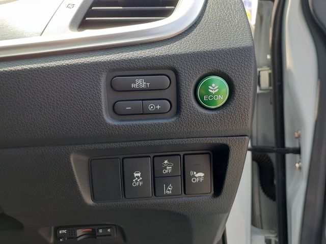 HONDA JADE HYBRID 2015 Image 31