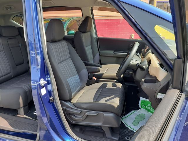 HONDA FREED HYBRID 2017 Image 31