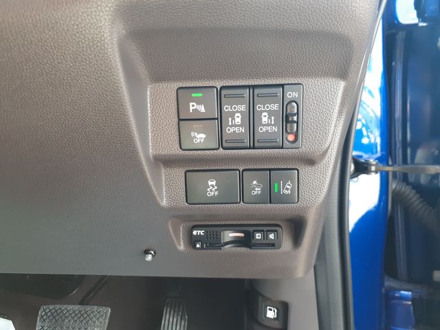 HONDA FREED HYBRID 2017 Image 31