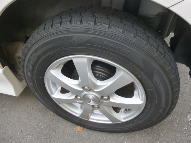 DAIHATSU TANTO 2012 Image 31