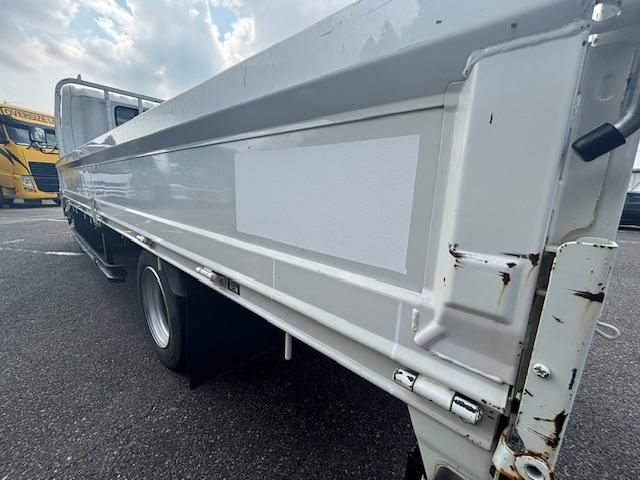 HINO DUTRO 2020 Image 31