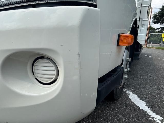 HINO DUTRO 2020 Image 31