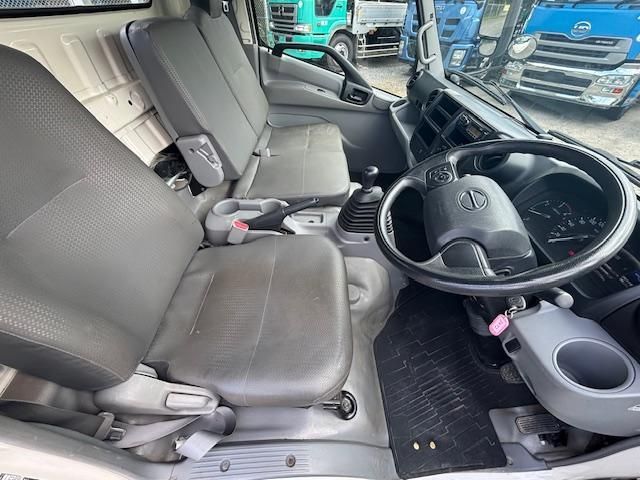 HINO DUTRO 2020 Image 31