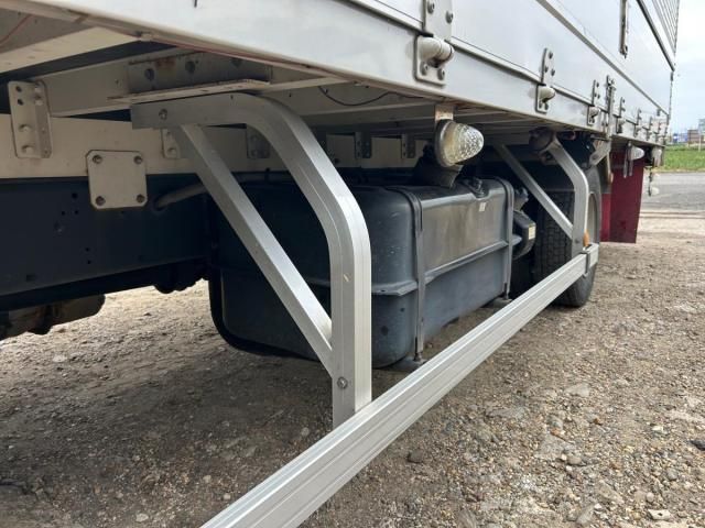 MITSUBISHI FUSOU FIGHTER 2017 Image 31