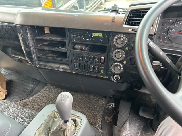 MITSUBISHI FUSOU FIGHTER 2017 Image 31