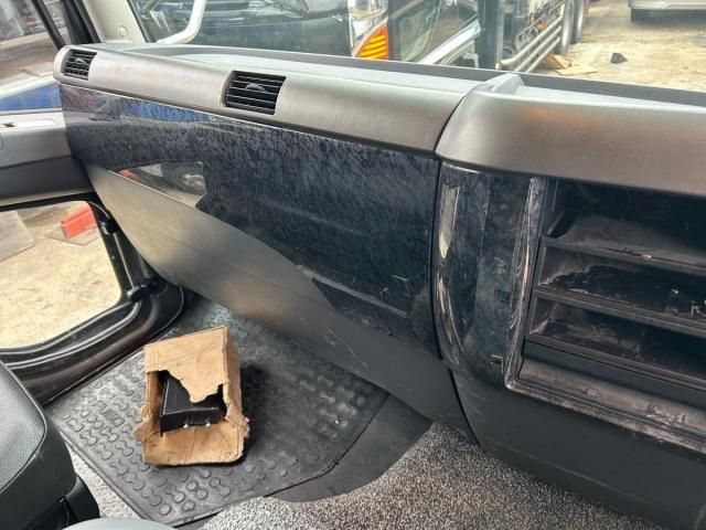 MITSUBISHI FUSOU FIGHTER 2017 Image 31