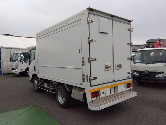 ISUZU ELF 2015 Image 31