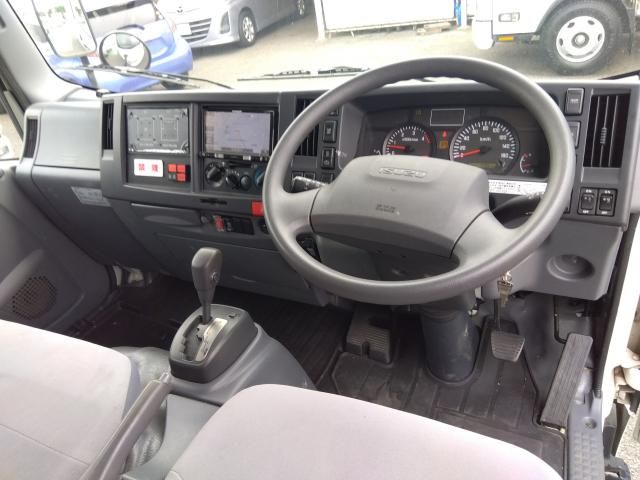 ISUZU ELF 2015 Image 31