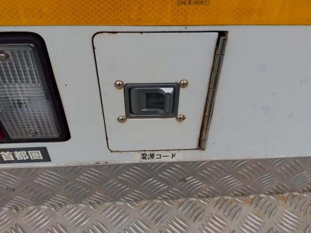 ISUZU ELF 2015 Image 31