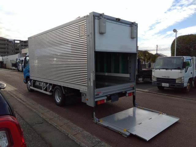 HINO DUTRO 2018 Image 31