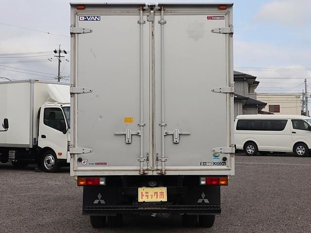 MITSUBISHI CANTER 2018 Image 31