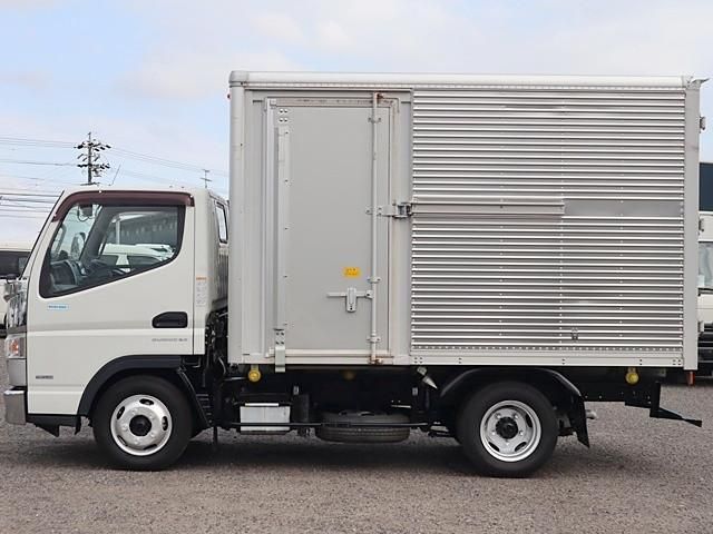 MITSUBISHI CANTER 2018 Image 31