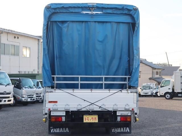 HINO DUTRO 2018 Image 31