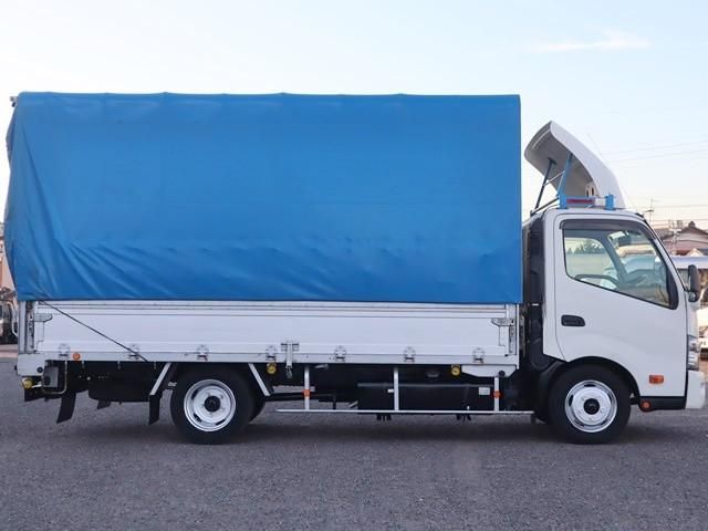 HINO DUTRO 2018 Image 31