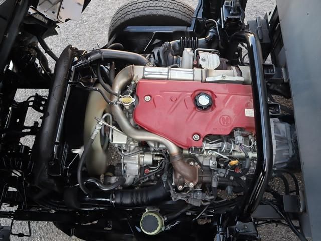 HINO DUTRO 2018 Image 31