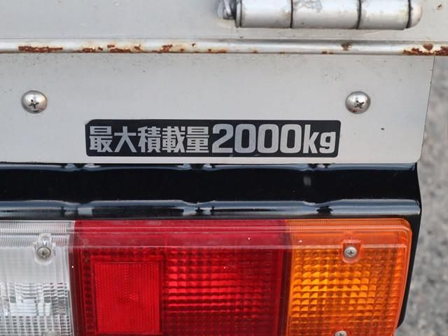 HINO DUTRO 2018 Image 31
