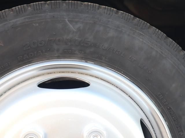 HINO DUTRO 2018 Image 31