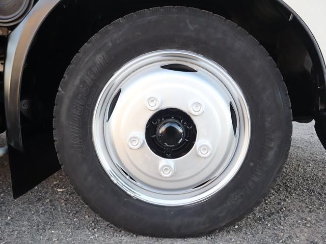 HINO DUTRO 2018 Image 31