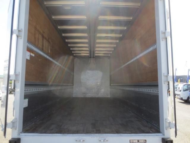 ISUZU FORWARD 2018 Image 31