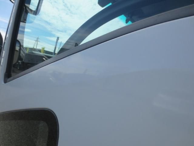 ISUZU FORWARD 2018 Image 31