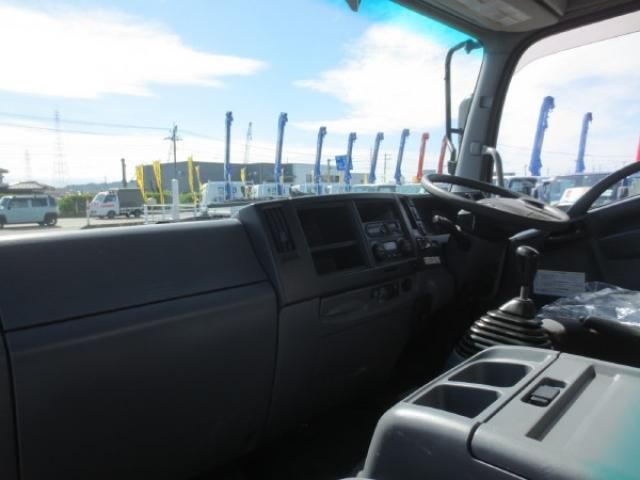 ISUZU FORWARD 2018 Image 31