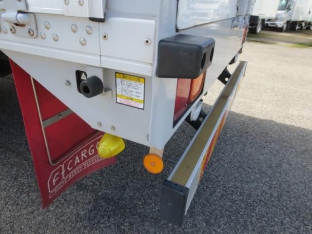 ISUZU FORWARD 2018 Image 31