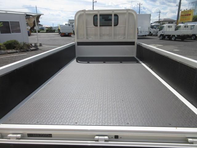 HINO DUTRO 2025 Image 31