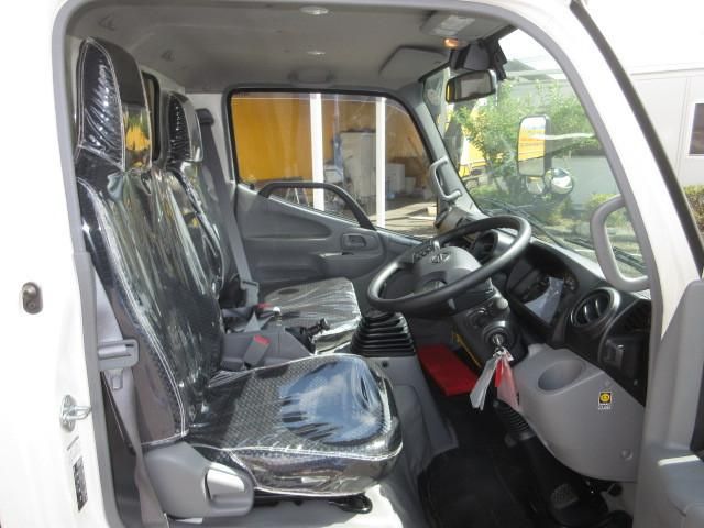 HINO DUTRO 2025 Image 31