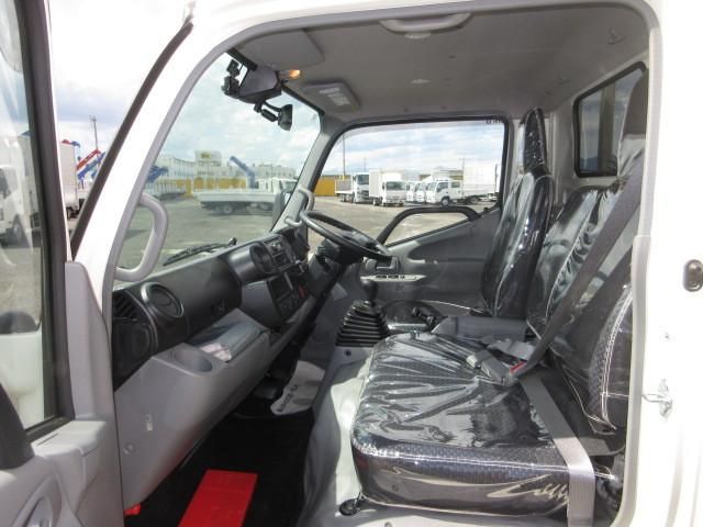 HINO DUTRO 2025 Image 31