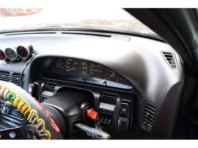 NISSAN SILVIA 1992 Image 31
