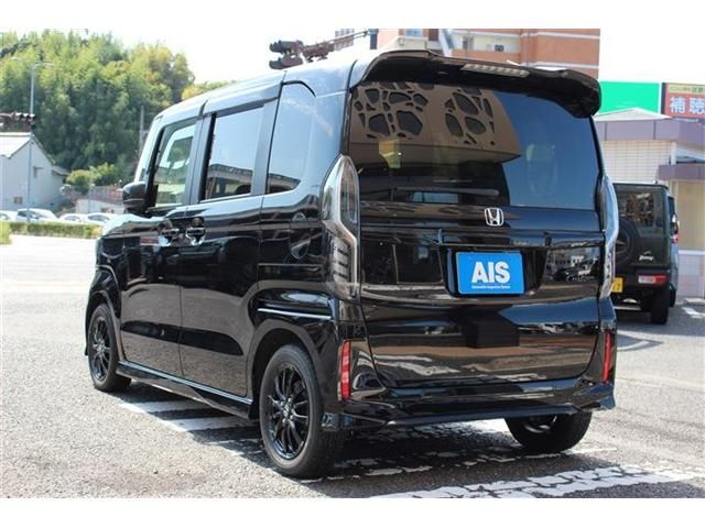 HONDA N BOX CUSTOM 2023 Image 31