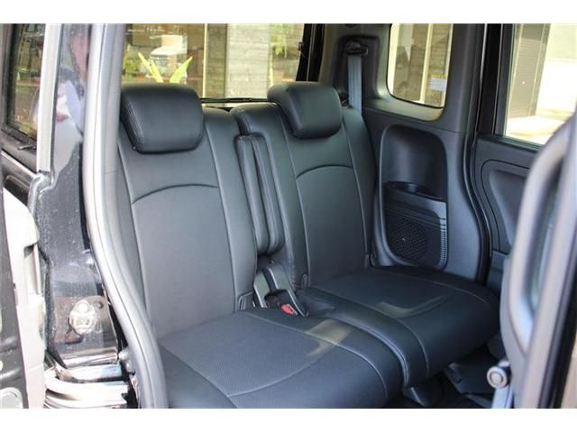 HONDA N BOX CUSTOM 2023 Image 31