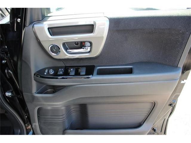 HONDA N BOX CUSTOM 2023 Image 31