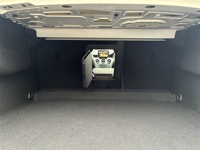 MERCEDES BENZ CLA CL 2016 Image 31