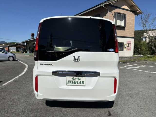 HONDA STEPWAGON 2016 Image 31