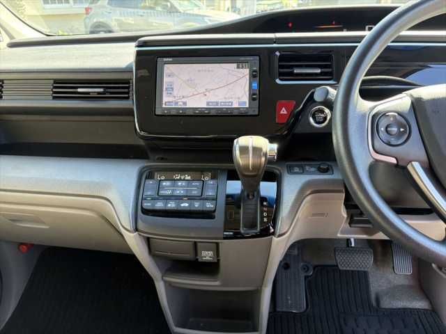 HONDA STEPWAGON 2016 Image 31